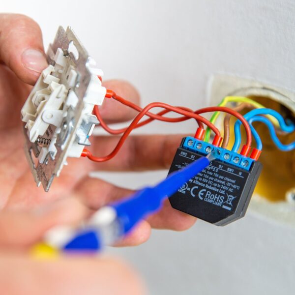 Shelly 2.5 - double relay, roller shutter & power monitoring - Image 2